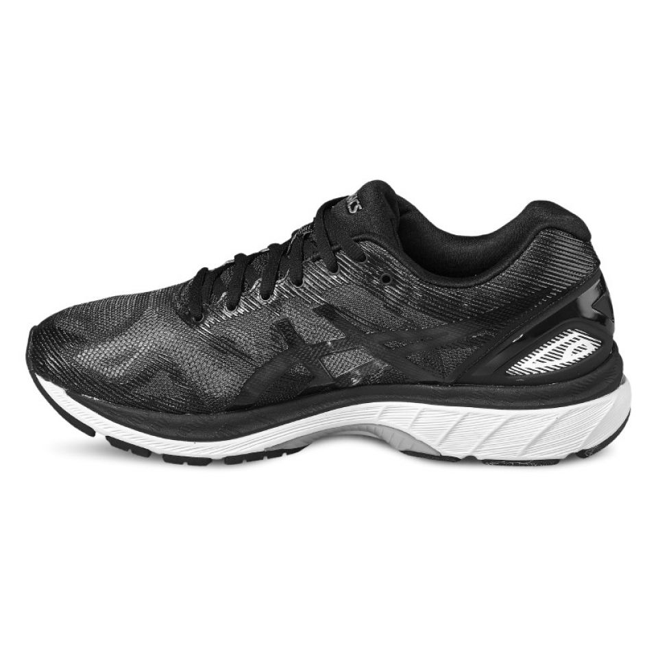 De Koning der neutrale hardloopschoenen (foto 2)