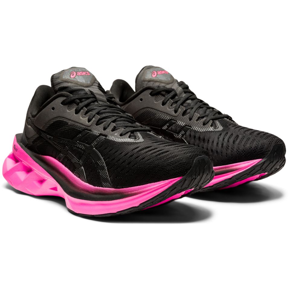 Asics Novablast Dames (foto 4)