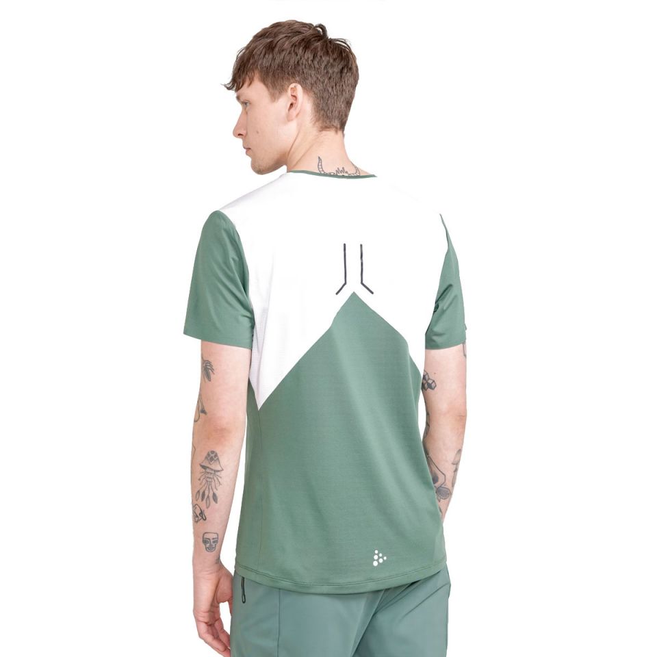 verkoelend hardloopshirt (foto 2)