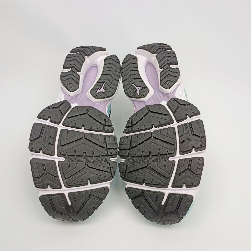 mt. 39- tweede kans hardloopschoenen (foto 2)