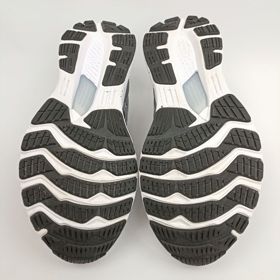 mt. 42- tweede kans schoenen (foto 2)