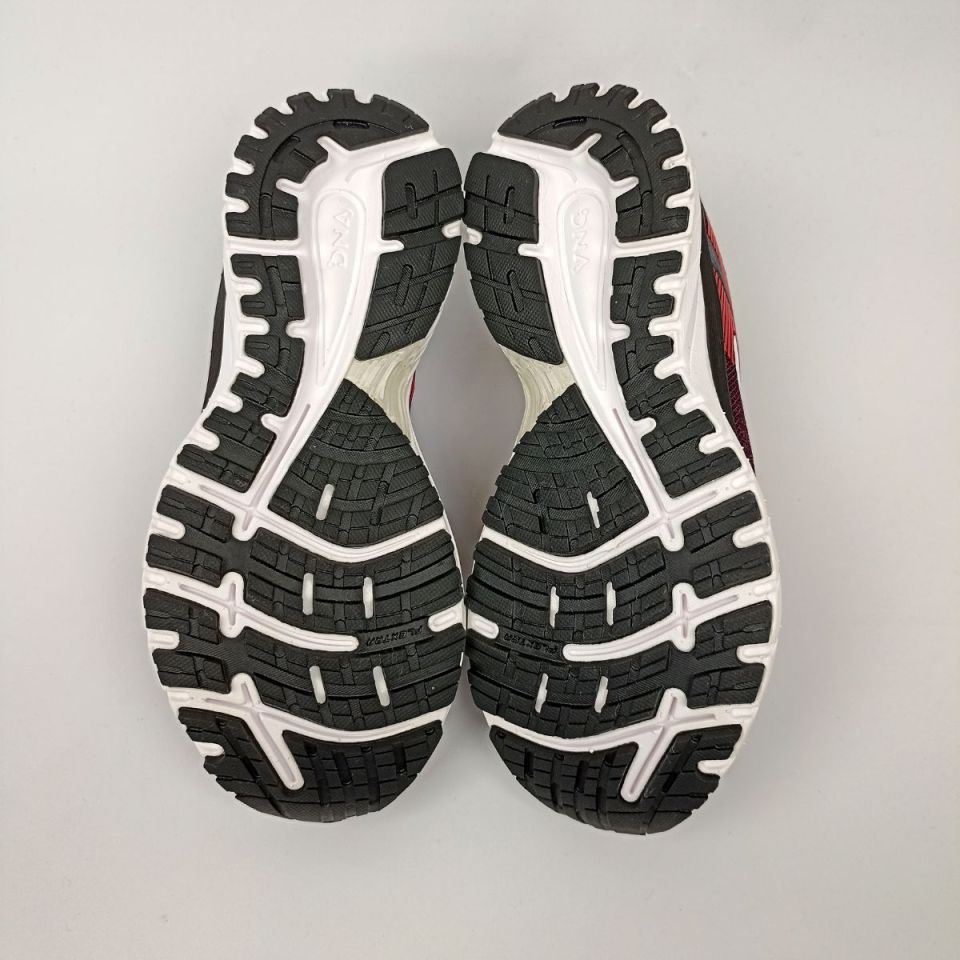 mt. 38- tweede kans hardloopschoenen (foto 2)