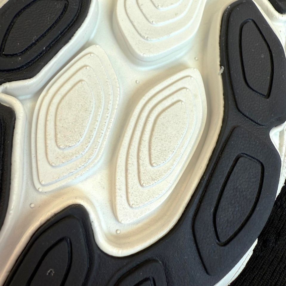 New Balance Fresh Foam X M880 V14 Heren (foto 4)