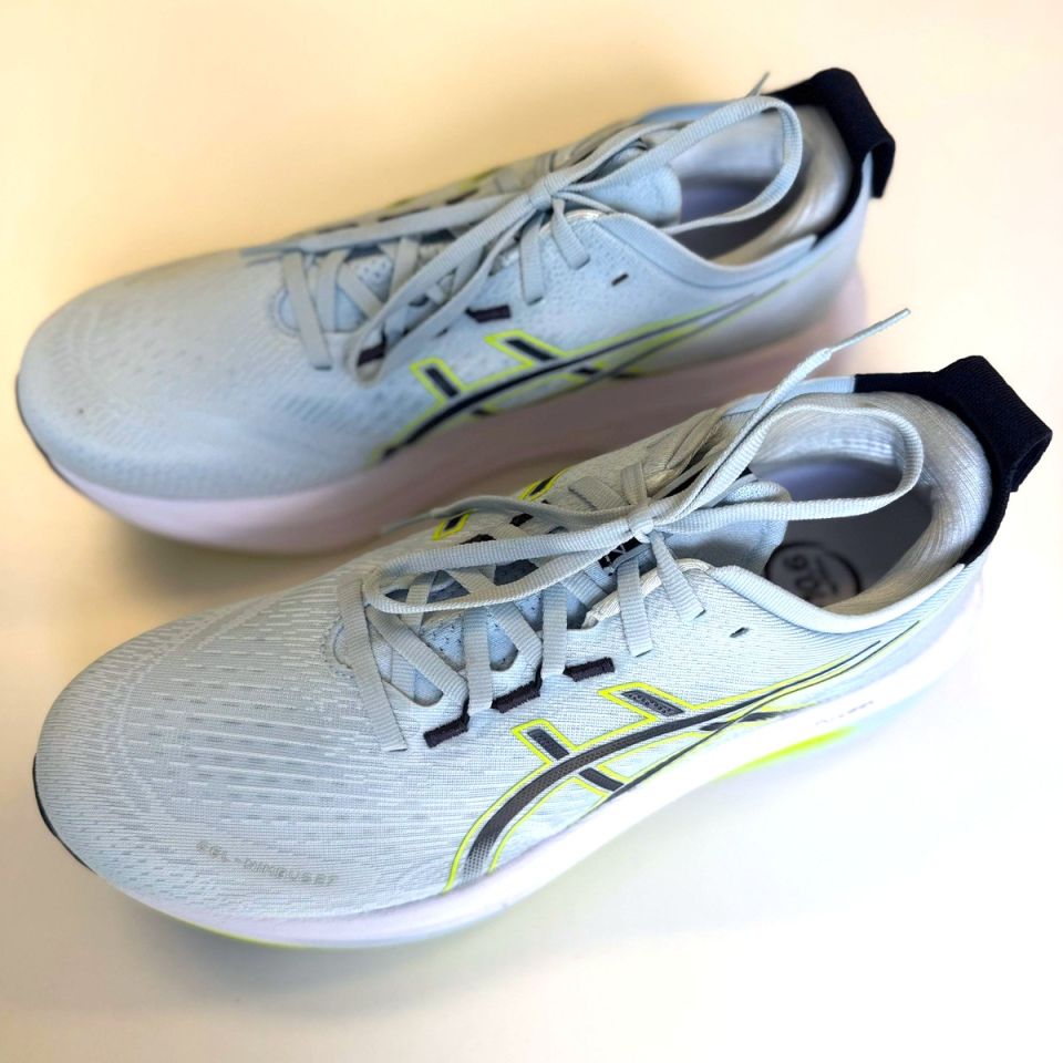 2e kans toplevel hardloopschoen (44,5 EU / 10.5 US) (foto 2)