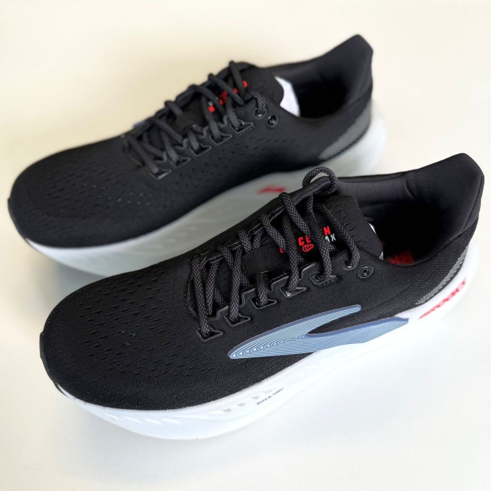 2e kans superdempende schoenen (45,5 EU / 11.5 US) (foto 2)