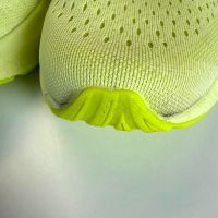 Brooks Adrenaline GTS 24 Glow in the Dark Heren (foto 4)