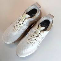 2e kans toplevel neutrale schoen (42,5 EU / 10.5 US) (foto 2)