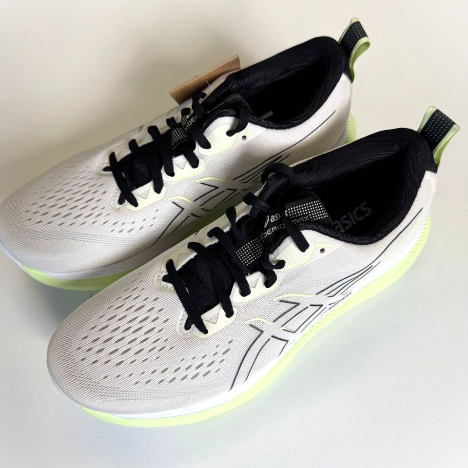 2e kans toplevel hardloopschoen (42,5 EU / 9 US) (foto 2)