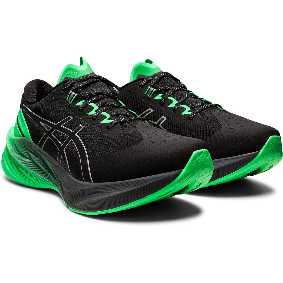 asics novablast 3 lite show